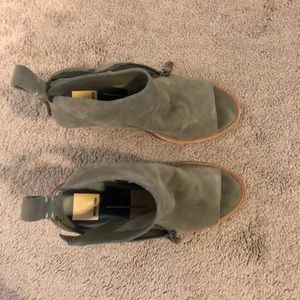 Dolce Vita peep toe booties